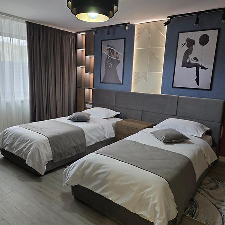 Monarc Boutique Aparthotel - Self Check-In Visan 外观 照片
