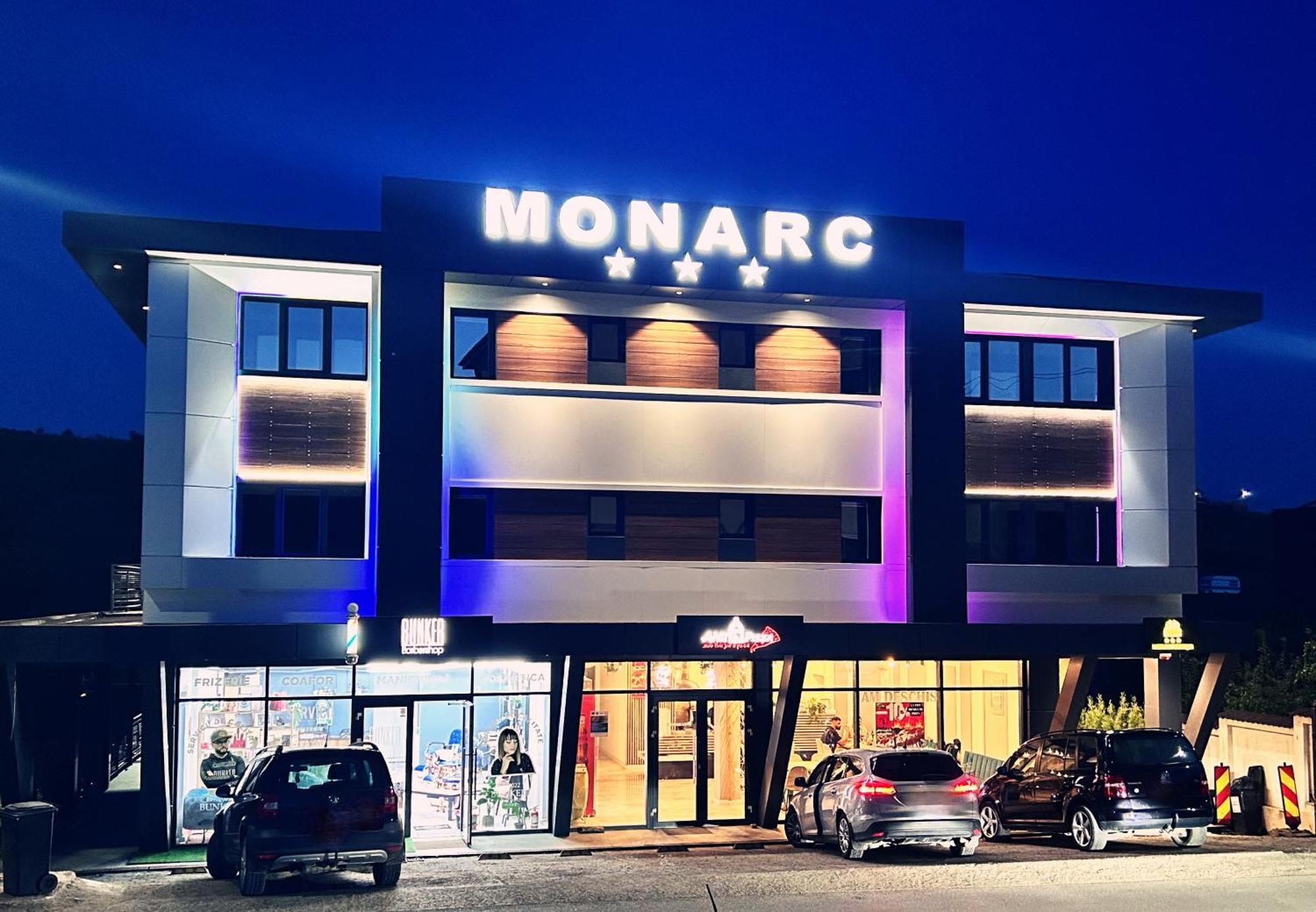 Monarc Boutique Aparthotel - Self Check-In Visan 外观 照片