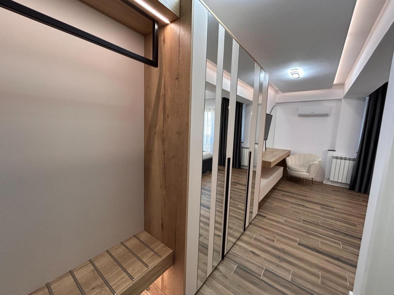 Monarc Boutique Aparthotel - Self Check-In Visan 外观 照片