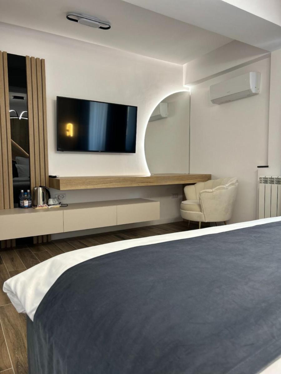Monarc Boutique Aparthotel - Self Check-In Visan 外观 照片