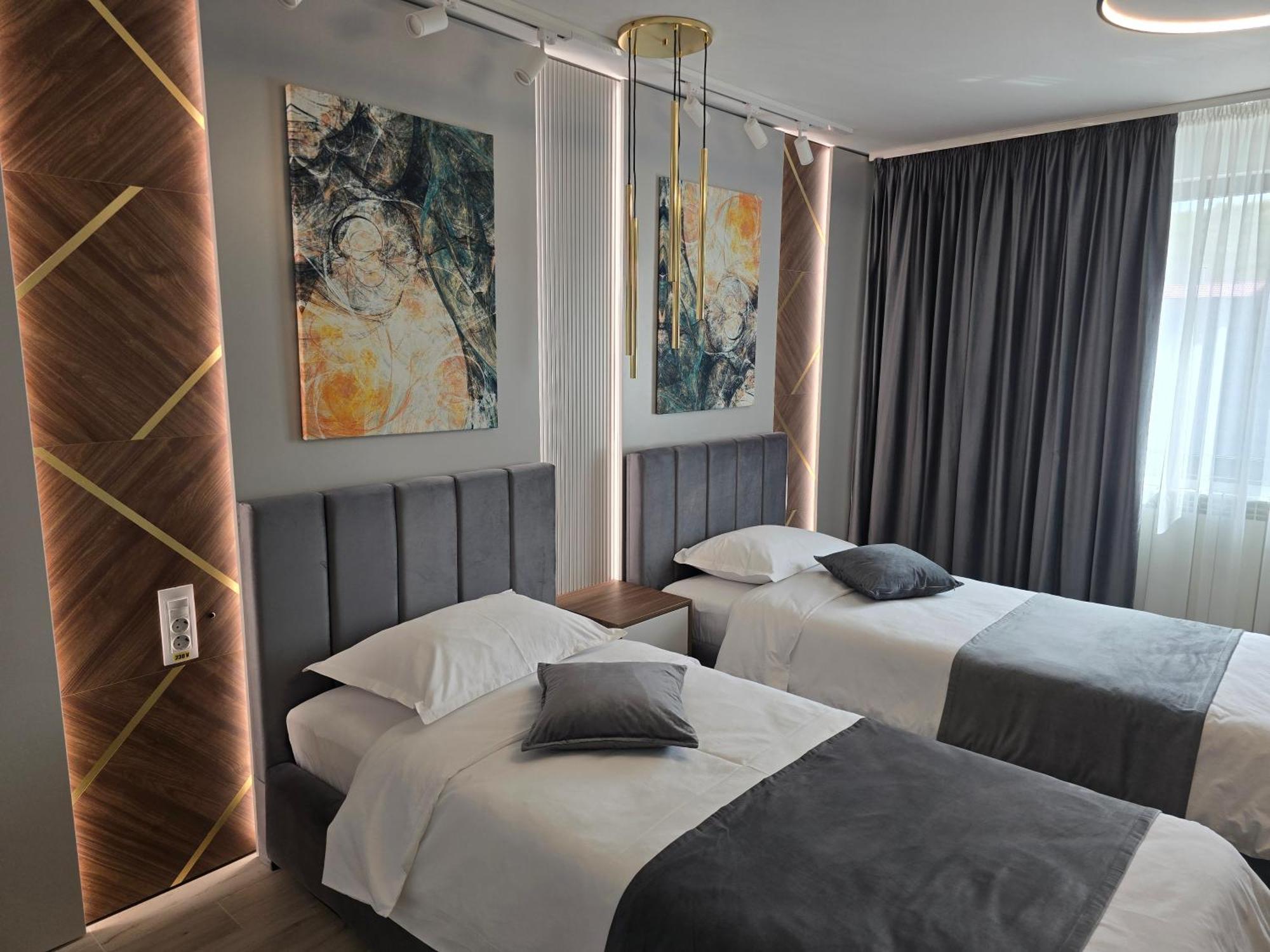 Monarc Boutique Aparthotel - Self Check-In Visan 外观 照片